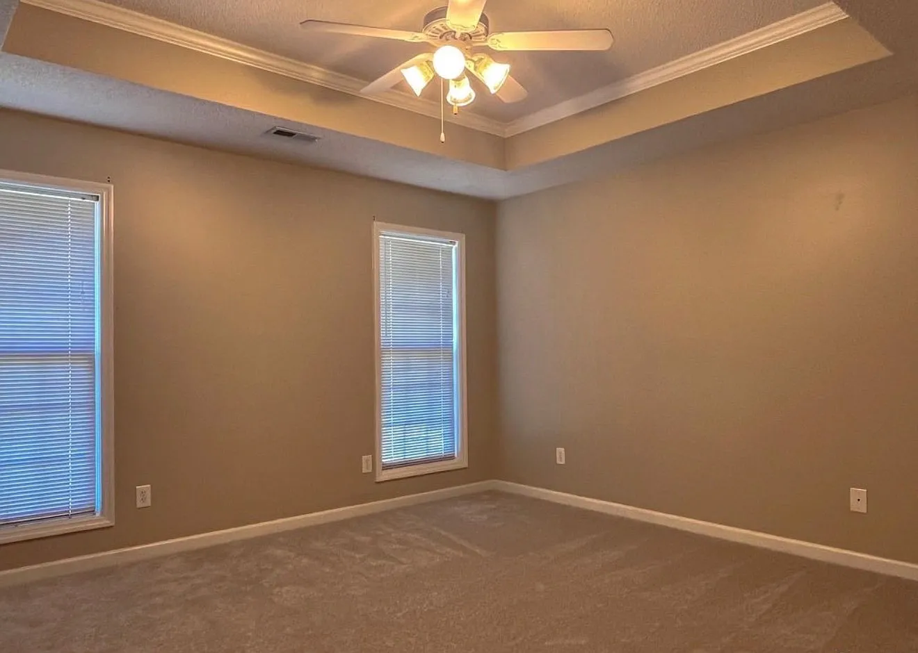 3 bed, 1250 sqft, $1,695 — Photo 4
