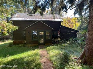 260 Barlow Rd, Gloversville, NY 12078