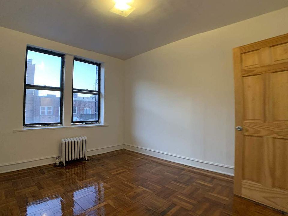 1st image of 2131 27th St APT B4