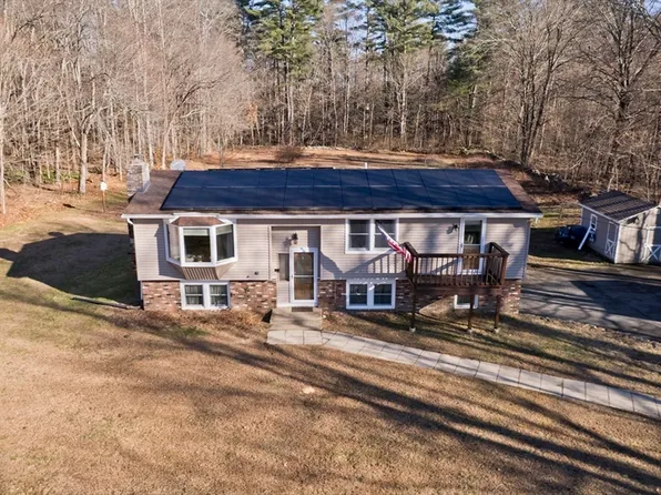 63 N Washington St, Belchertown, MA 01007