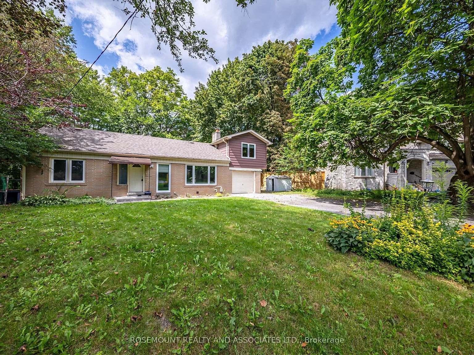 3 bed, $2,000 — Photo 2