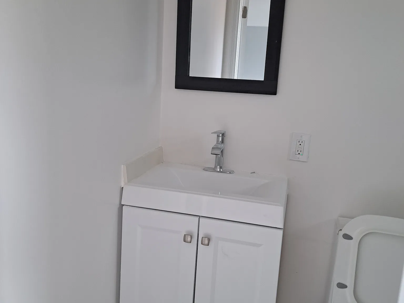 Studio, $1,450 — Photo 3