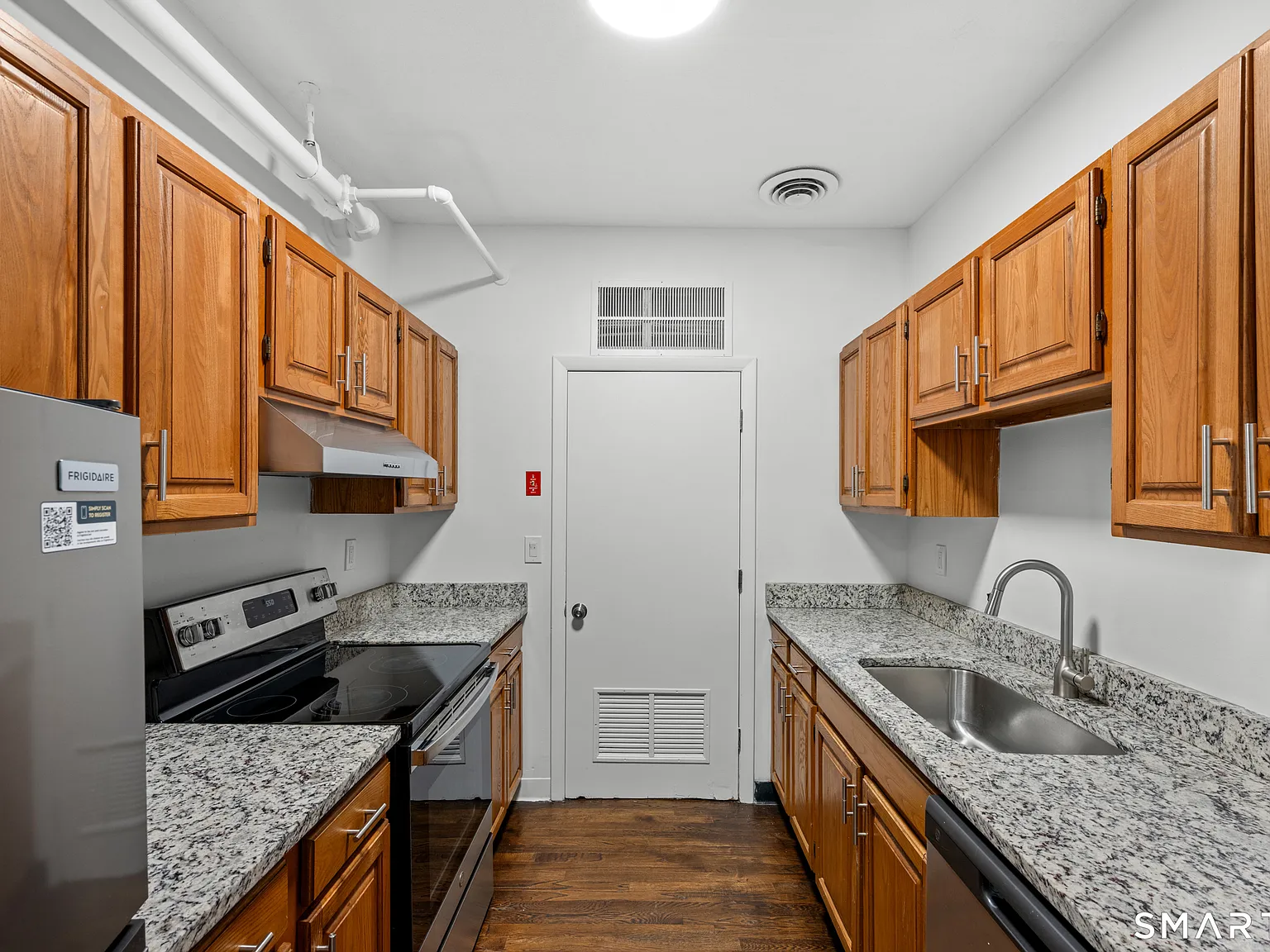 Studio, 1.0 bath, 12580 sqft, $1,975 — Photo 4