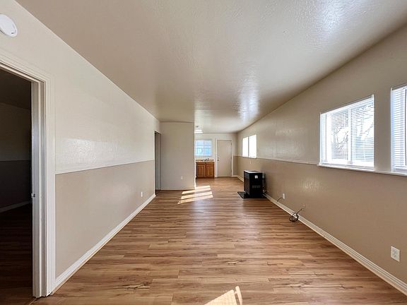 2nd image of 2755 Loren St #2755