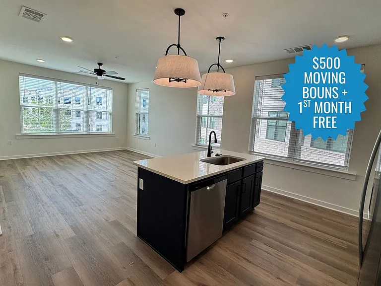 865 Bolivar Dr — Photo 1