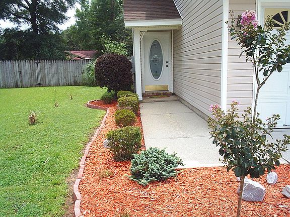 2nd image of 6318 Cottage Woods Dr