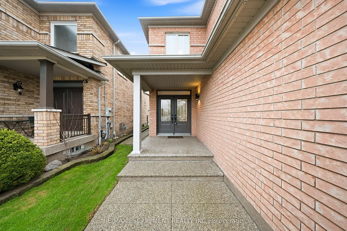 Building Photo - 3812 Lacman Trl