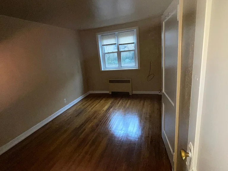 305 Parrott Ave #1C — Photo 6