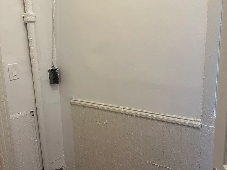 46 Gesler St #2 — Photo 5