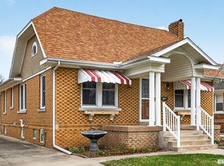1061 Brown Ave, Galesburg, IL 61401