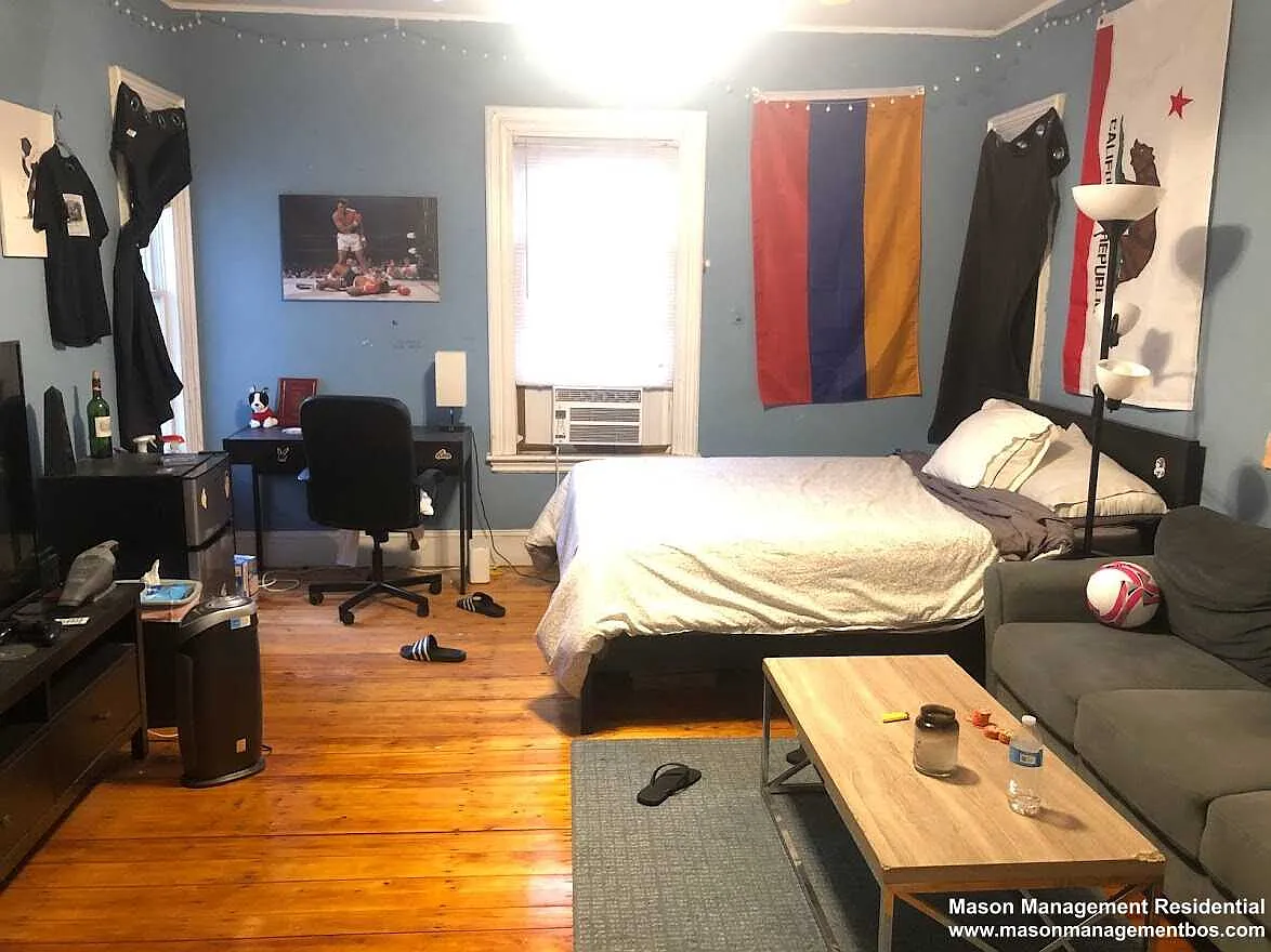 7 bed, $8,500 — Photo 3