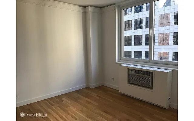 Rented by Douglas Elliman | media 19