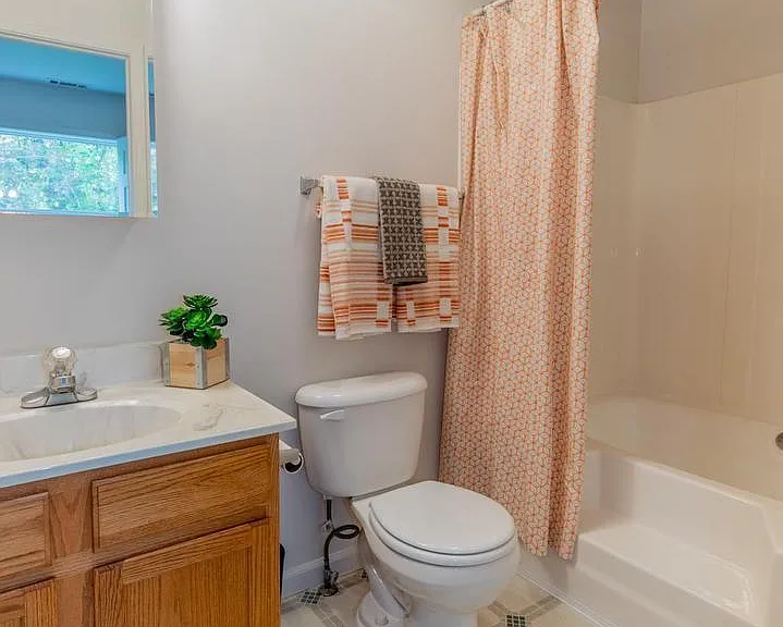 2024 Evansdale Dr — Photo 27