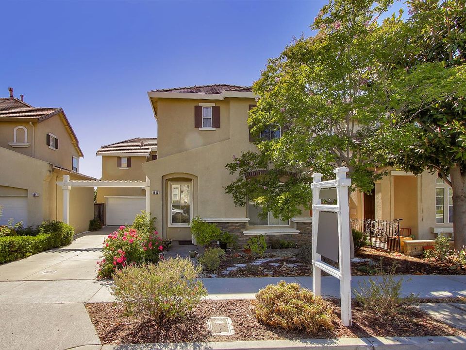 1st image of 3643 Wodzienski Dr