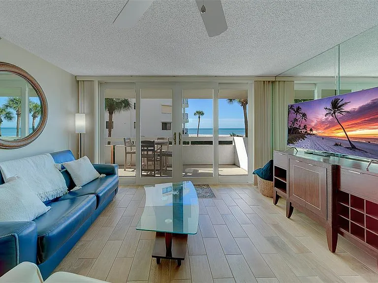 17900 Gulf Blvd #1B — Photo 3