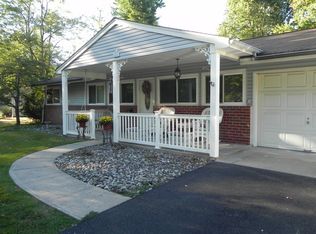 20 Savage Rd, Kendall Park, NJ 08824