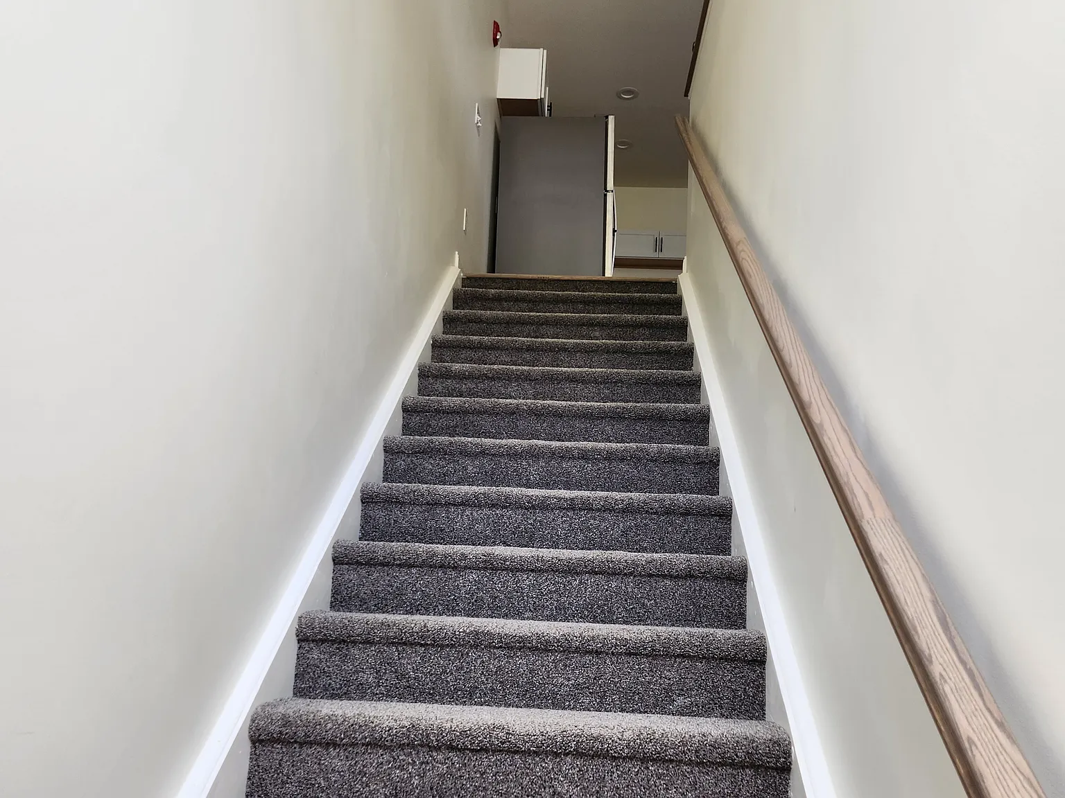 2 bed, 1200 sqft, $1,800 — Photo 4