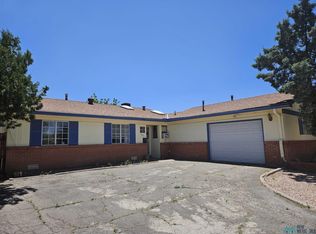 633 McKee Dr, Gallup, NM 87301