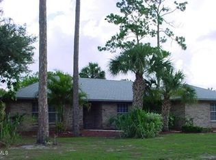 151 Peckham St NE, Palm Bay, FL 32907