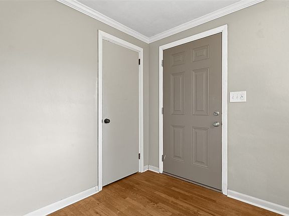 4th image of 119 Spruce Dr