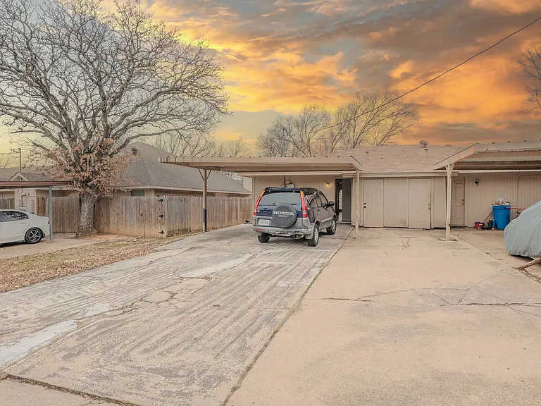 527 Crowley Rd — Photo 15