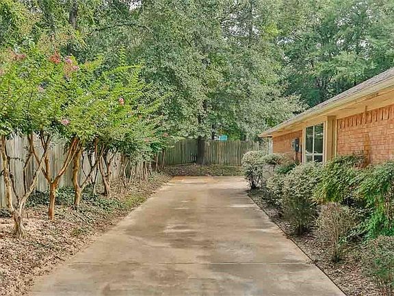 5th image of 15610 Brittain Ct