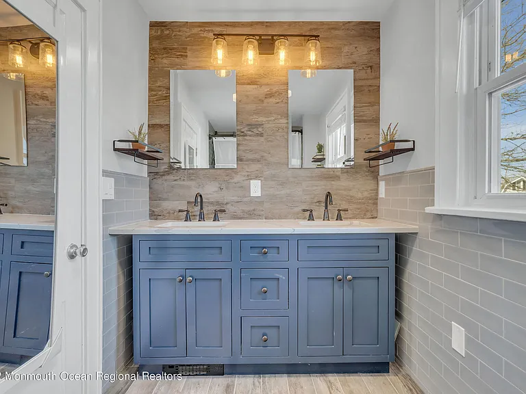 102 Dixon Ave — Photo 23