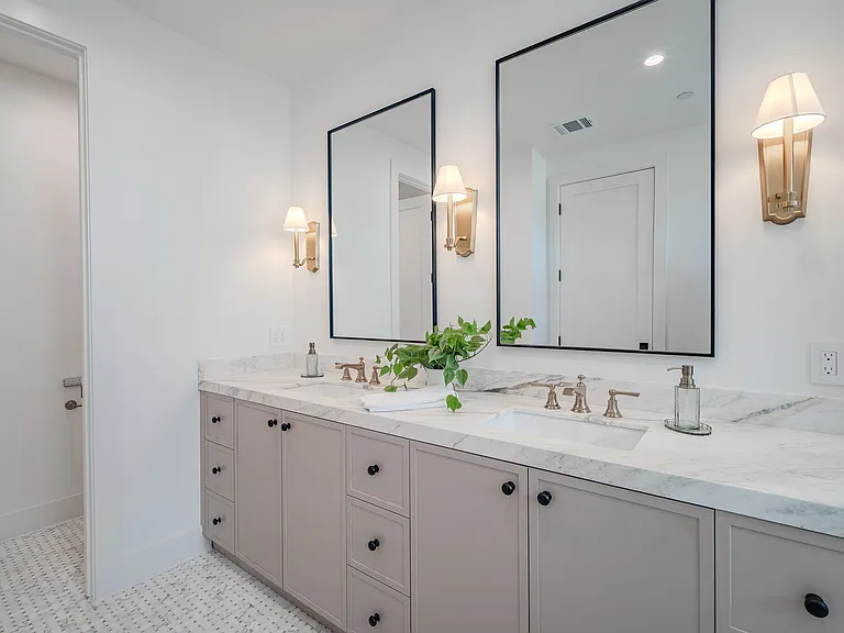 4114 Emerson Ave #4 — Photo 32