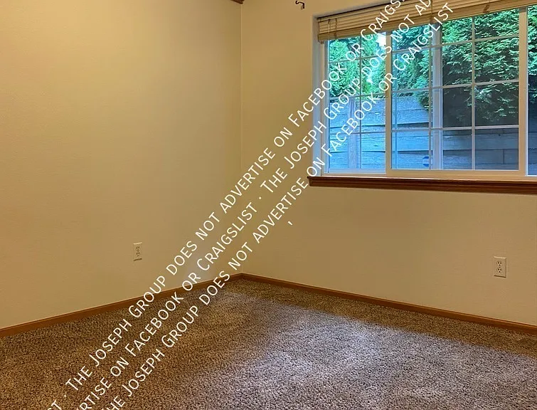 1319 E Maplewood Ave #3 — Photo 10