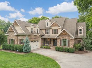 6158 Fairview Rd, Hixson, TN 37343