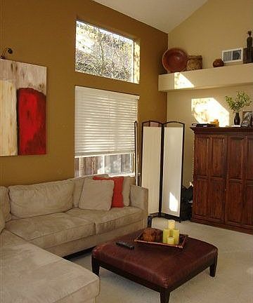 3rd image of 190 Dove Creek Ln