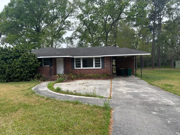 517 Griffin Ave, Garden City, GA 31408