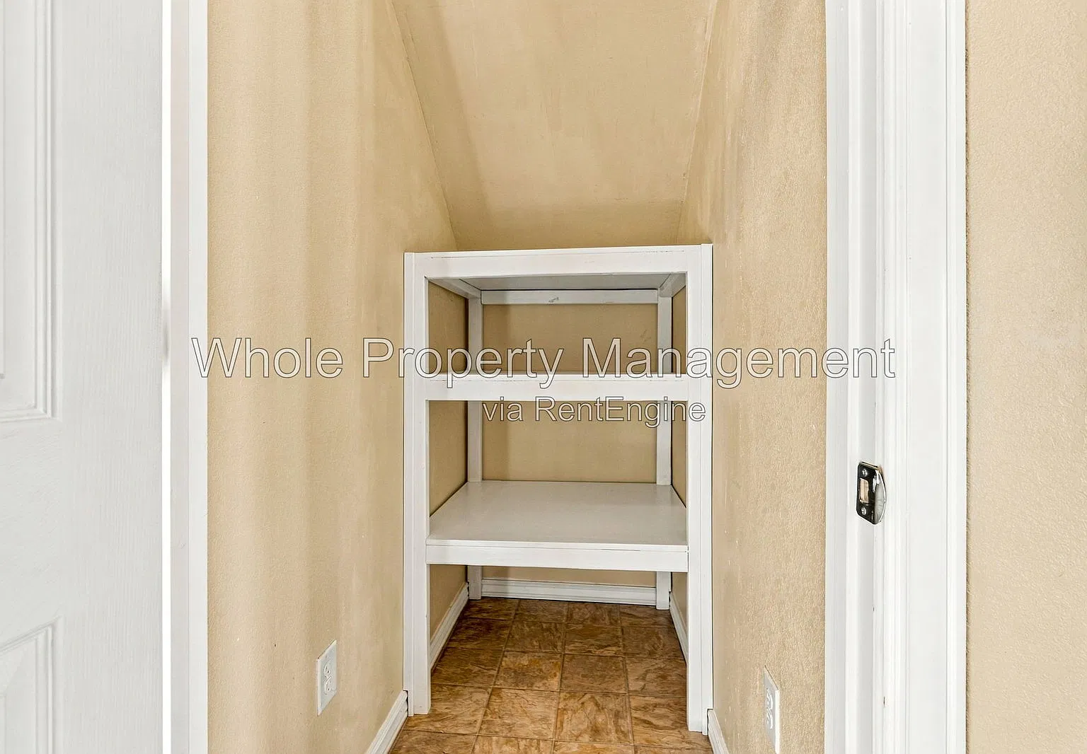 4 bed, 2.5 bath, 2010 sqft, $2,965 — Photo 3