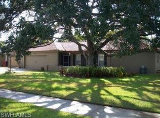 1248 Burtwood Dr, Fort Myers, FL 33901
