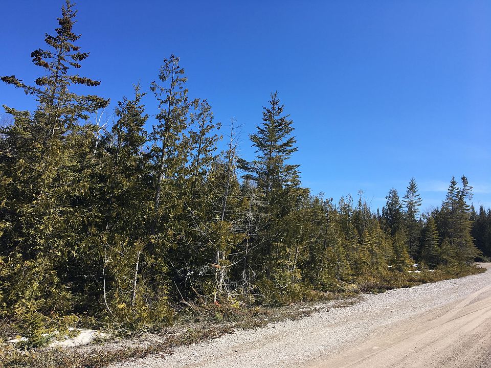 1st image of Presque Isle Park Dr