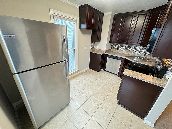 1003 Green St #1003 — Photo 3