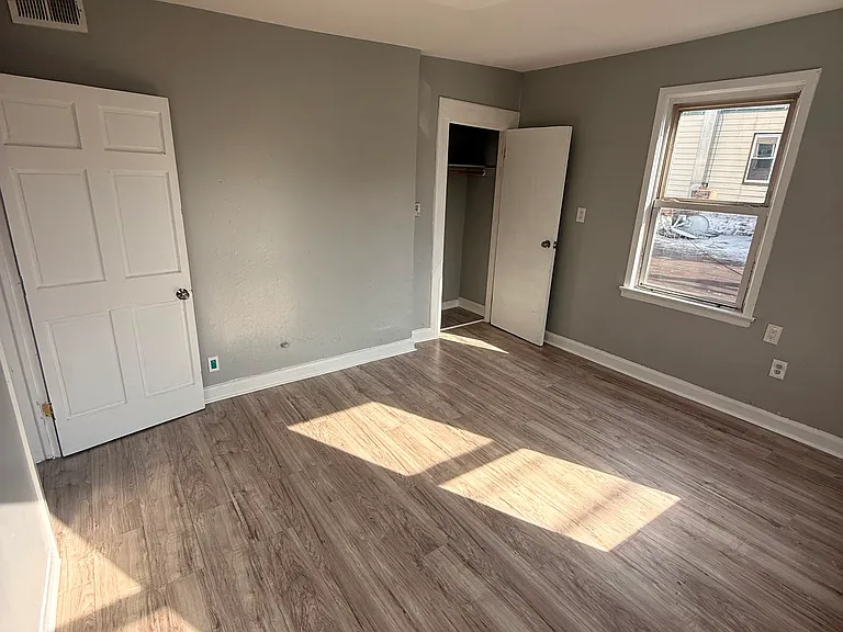 226 Jefferson St #2 — Photo 4