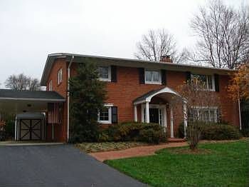 2nd image of 6818 Rosemont Dr