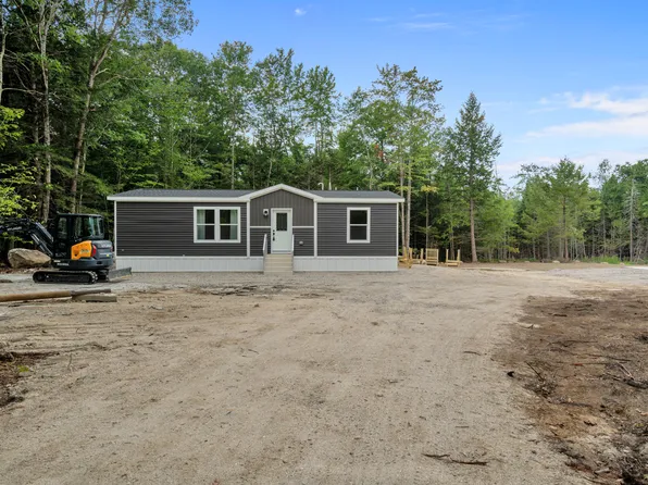 54 Middle Ridge Road, Bridgton, ME 04009