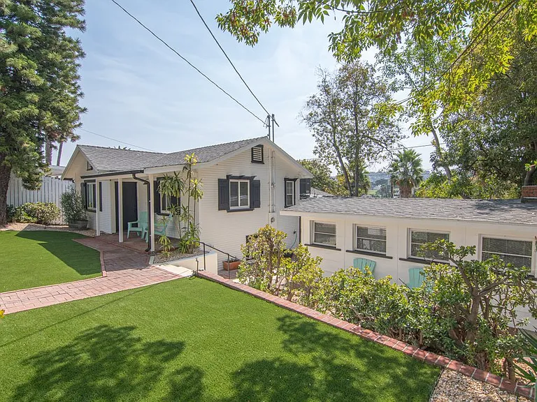 3884 Wawona St — Photo 5