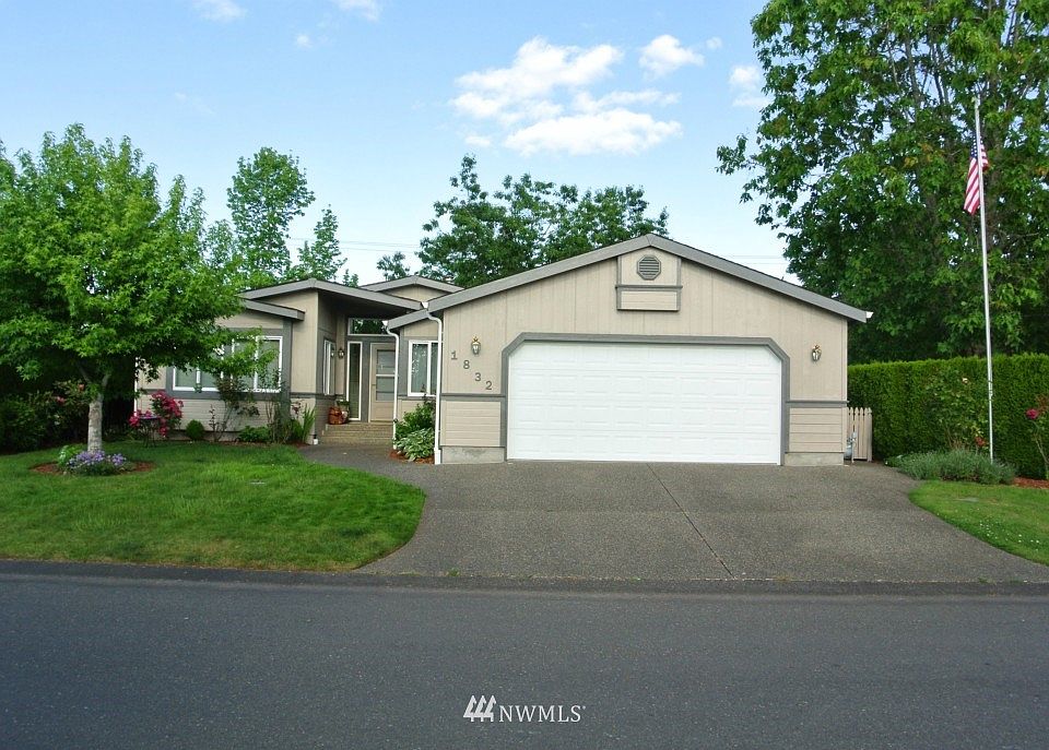 1st image of 1832 Hollyhock Lane SE #5