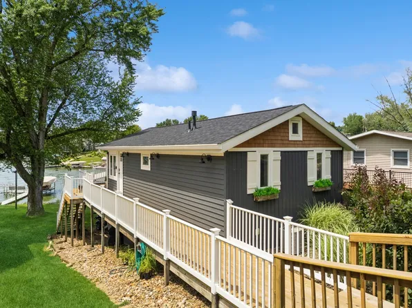 110 Scenic Dr, Montezuma, IA 50171