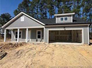 129 Traveller Way, Raeford, NC 28376