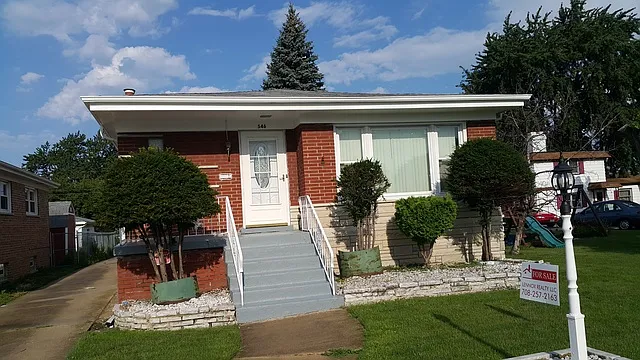546 Calhoun Ave photo 1