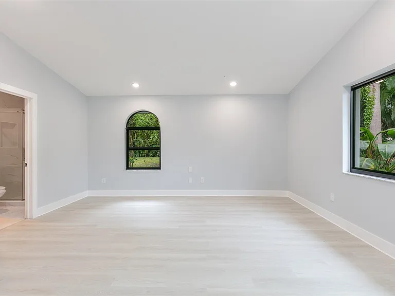 13401 SW 83rd Ave — Photo 46