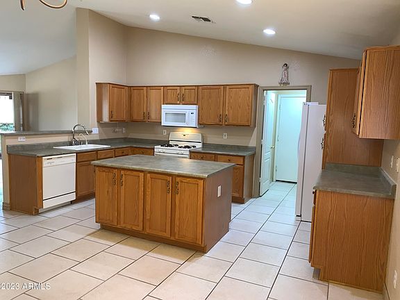 2nd image of 15528 N 156th Ln