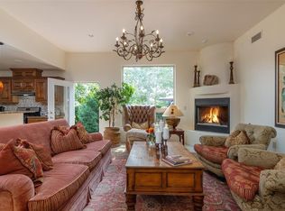 717 Calle Beatrice, Santa Fe, NM 87501