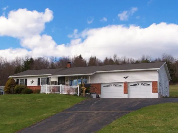 1887 Golden Hill Rd, Laceyville, PA 18623
