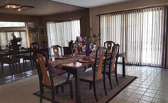 5th image of 4048 Fox Lake Dr