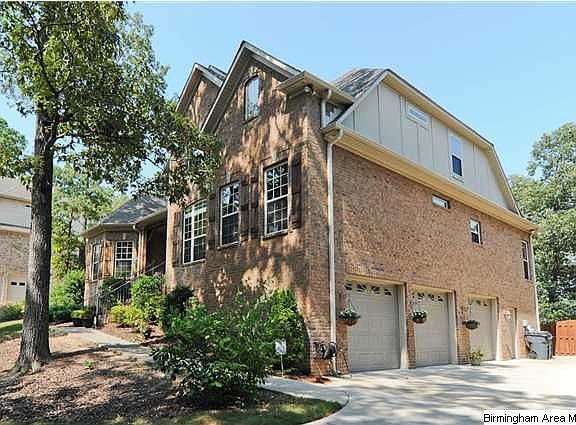 2nd image of 1740 Oak Park Ln